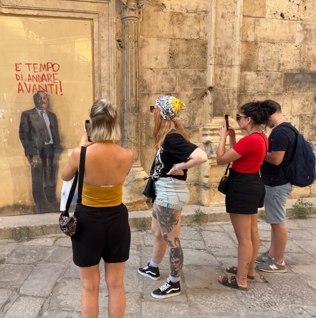 Anti-Mafia Heroes (Cool Hours) Morning Walking Tour - When to go: morning sun vs evening shade